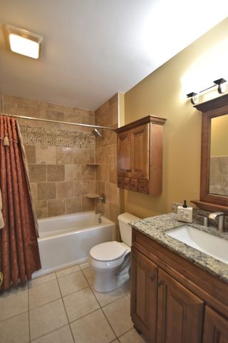 6N264 Weber Drive, St. Charles, IL 60174