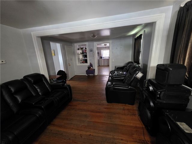 124 Gray Street, Rochester, NY 14609