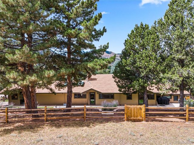 5590 Crestbrook Dr, Morrison, CO 80465