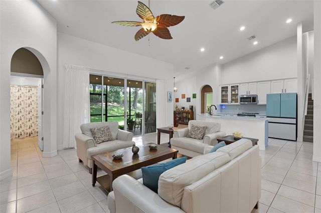 4239 FAWN MEADOWS CIR, Clermont, FL 34711