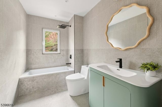 183 Lake Rd, Morris Twp., NJ 07960