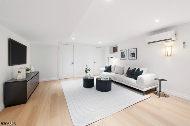 183 Lake Rd, Morris Twp., NJ 07960