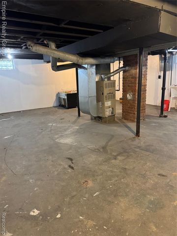 16813 Tireman Street, Detroit, MI 48228