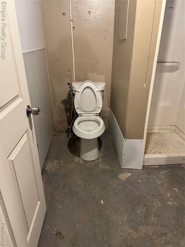 16813 Tireman Street, Detroit, MI 48228