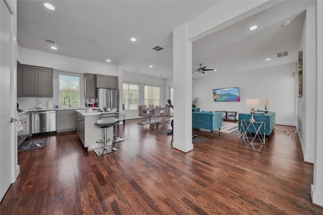 2004 Rosedale Street A, Houston, TX 77004