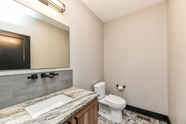 1614 S East Street, Indianapolis, IN 46225