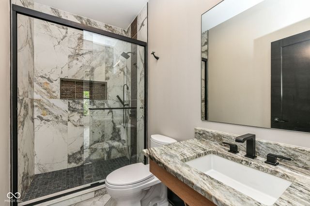 1614 S East Street, Indianapolis, IN 46225