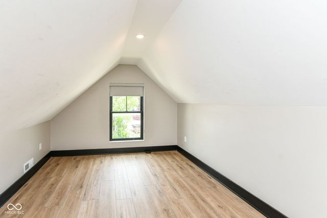 1614 S East Street, Indianapolis, IN 46225