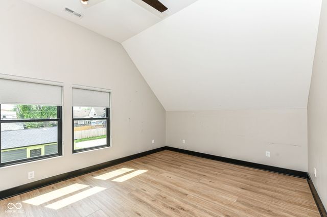 1614 S East Street, Indianapolis, IN 46225