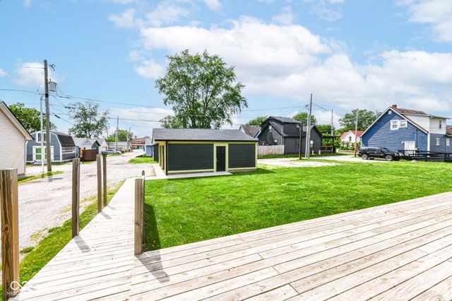 1614 S East Street, Indianapolis, IN 46225