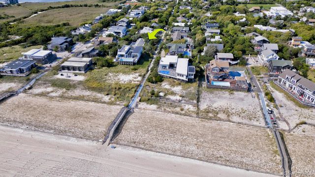 39 Sloop Walk, Ocean Beach, NY 11770