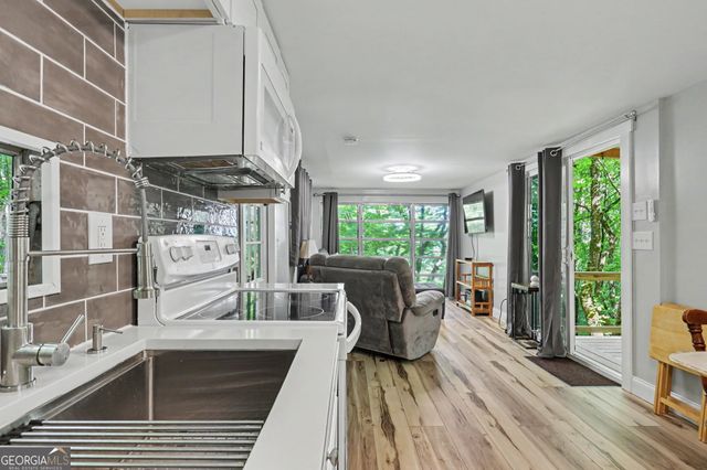 470 Rhonda Drive, Clayton, GA 30525