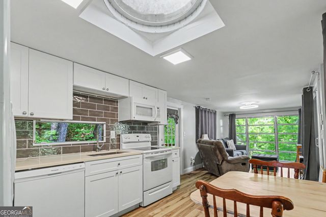 470 Rhonda Drive, Clayton, GA 30525