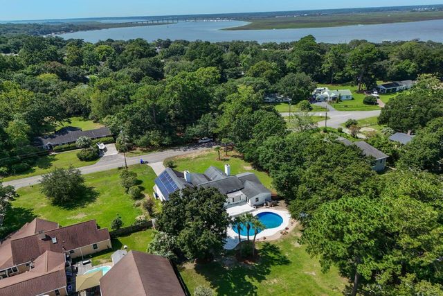 1410 N Edgewater Drive, Charleston, SC 29407