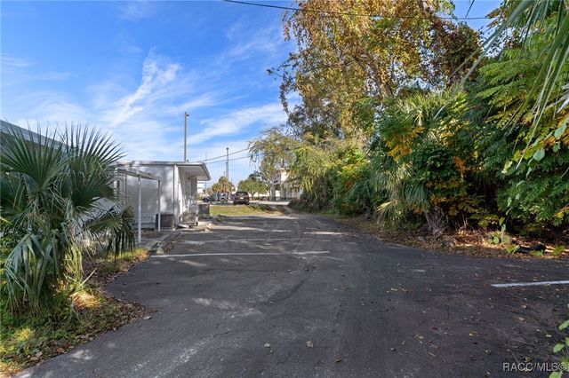 4065 S Suncoast Boulevard, Homosassa, FL 34446