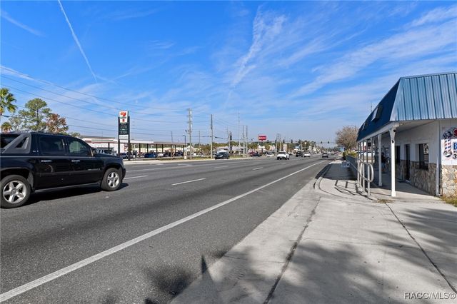 4065 S Suncoast Boulevard, Homosassa, FL 34446