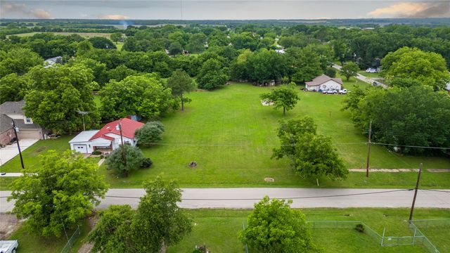 606 Main Street, Greenville, TX 75401