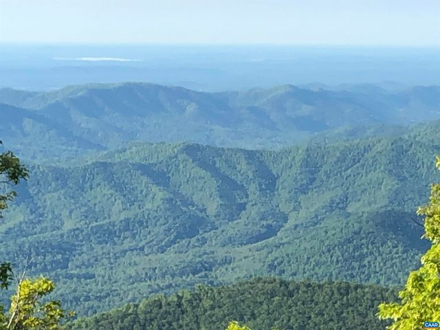 788 DEVILS KNOB LOOP, Roseland, VA 22967