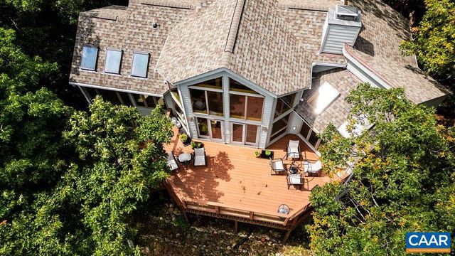 788 DEVILS KNOB LOOP, Roseland, VA 22967