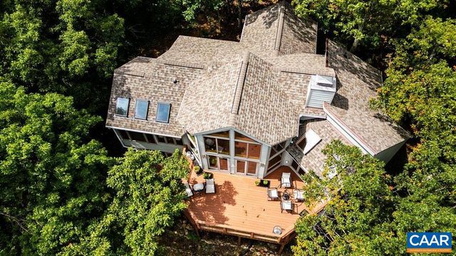 788 DEVILS KNOB LOOP, Roseland, VA 22967