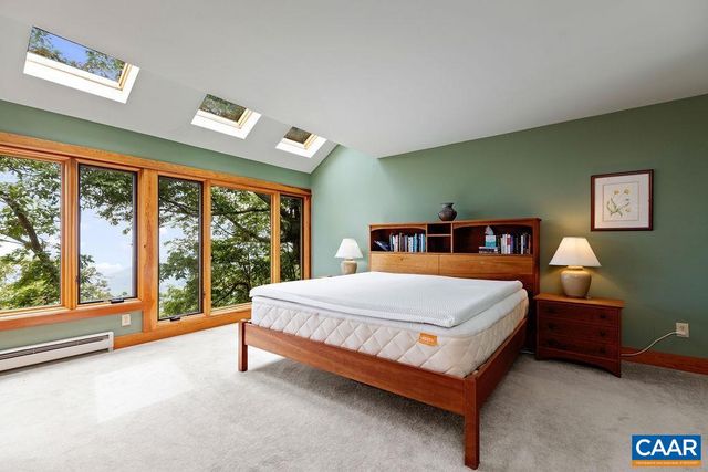 788 DEVILS KNOB LOOP, Roseland, VA 22967