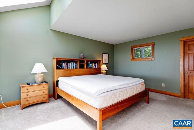 788 DEVILS KNOB LOOP, Roseland, VA 22967