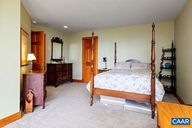 788 DEVILS KNOB LOOP, Roseland, VA 22967