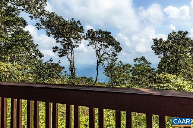 788 DEVILS KNOB LOOP, Roseland, VA 22967