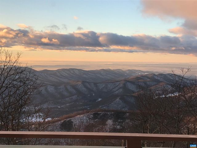 788 DEVILS KNOB LOOP, Roseland, VA 22967