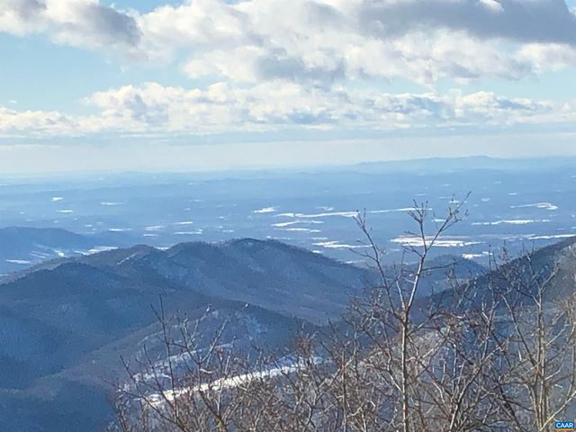 788 DEVILS KNOB LOOP, Roseland, VA 22967