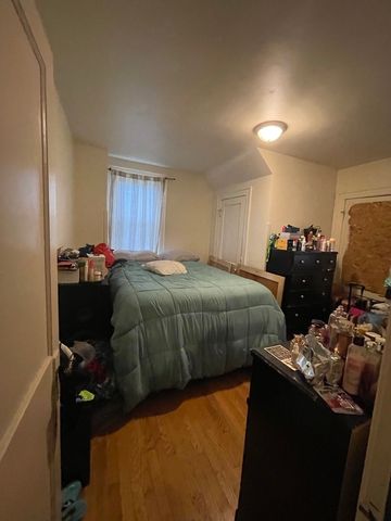 345 Calumet Boulevard, Harvey, IL 60426