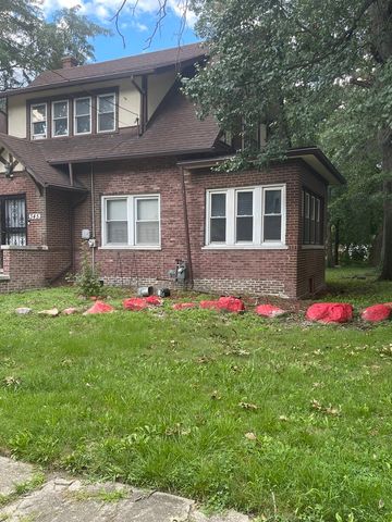 345 Calumet Boulevard, Harvey, IL 60426