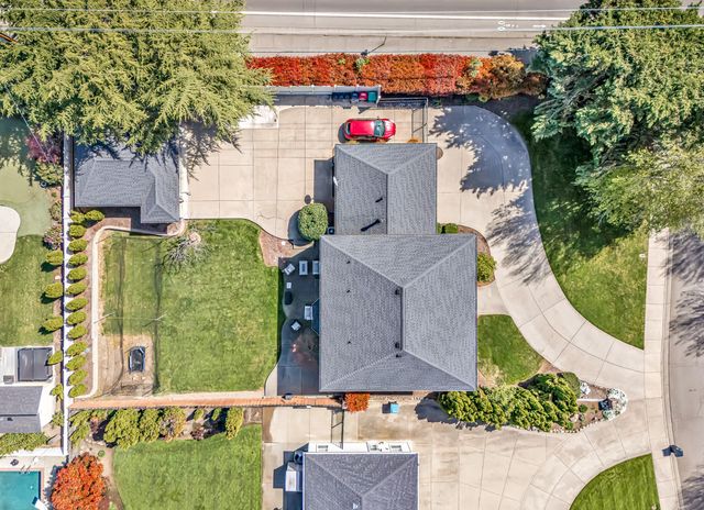 3487 Greystone Court, Medford, OR 97504