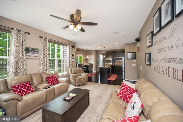 70 COLEMANS MILL DR, Fredericksburg, VA 22405