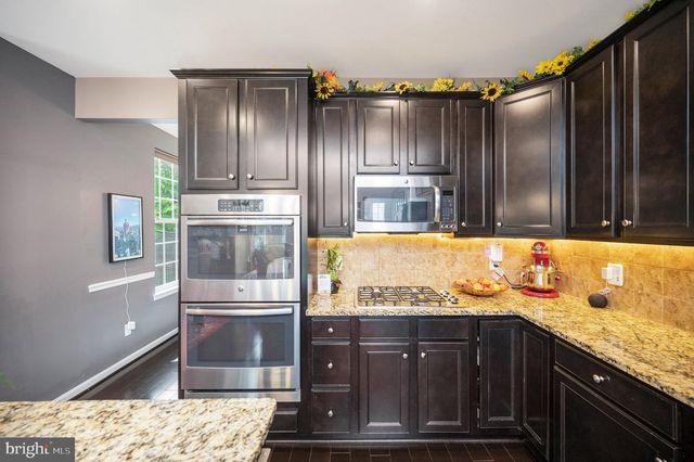 70 COLEMANS MILL DR, Fredericksburg, VA 22405