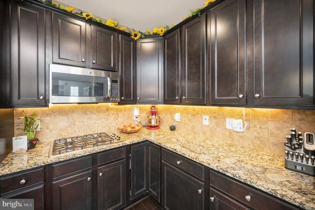 70 COLEMANS MILL DR, Fredericksburg, VA 22405
