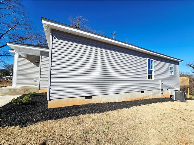 311 Tribble Street, Seneca, SC 29678