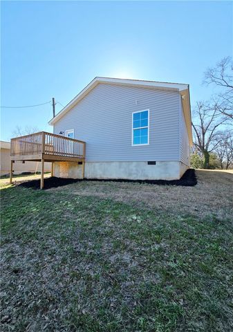 311 Tribble Street, Seneca, SC 29678