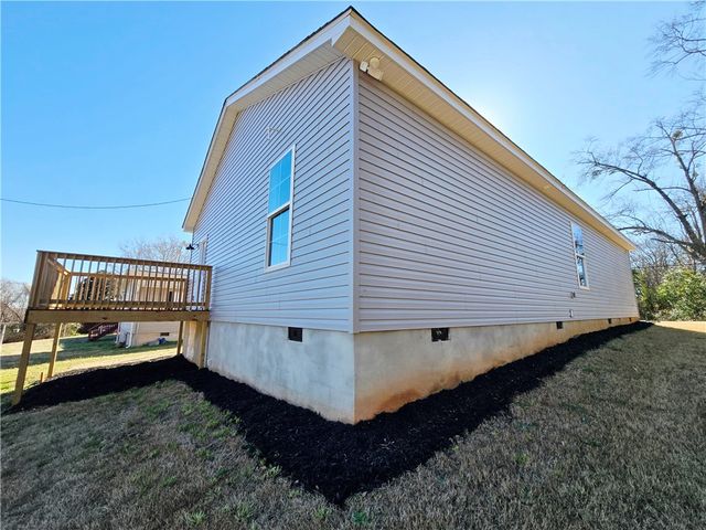 311 Tribble Street, Seneca, SC 29678