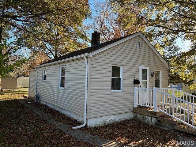 636 S 19th Street, Belleville, IL 62226