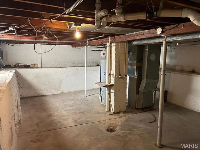 636 S 19th Street, Belleville, IL 62226