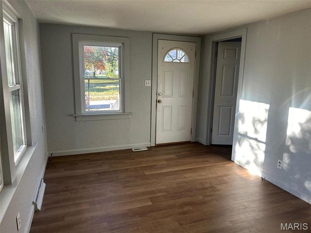 636 S 19th Street, Belleville, IL 62226