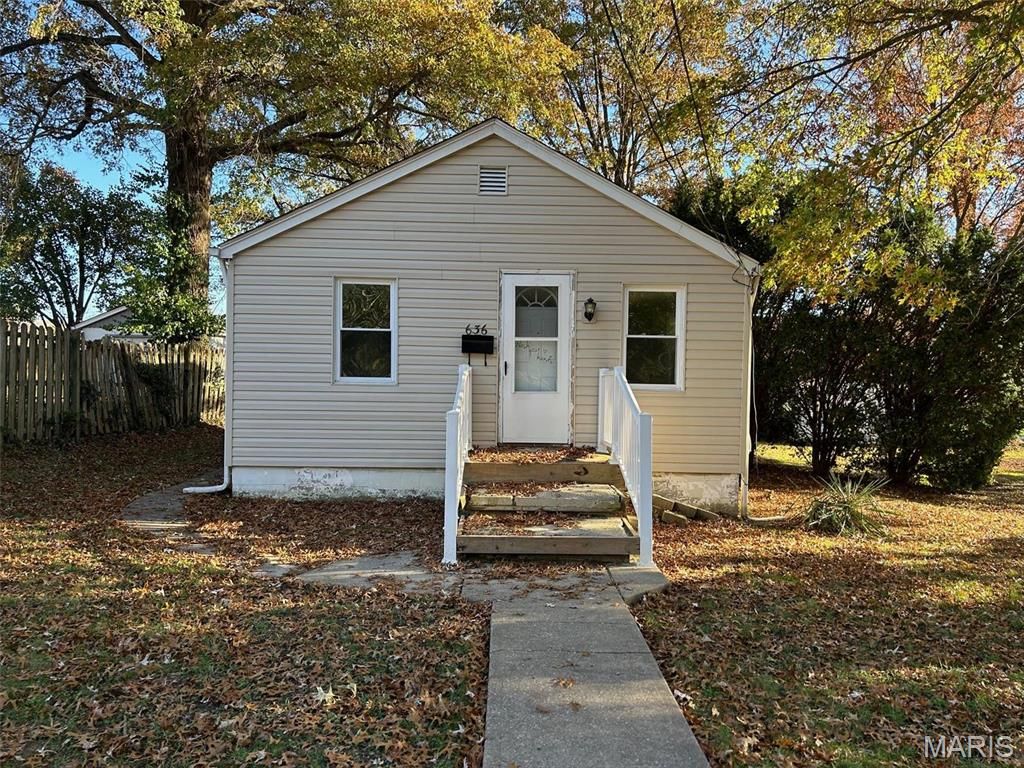 636 S 19th Street, Belleville, IL 62226