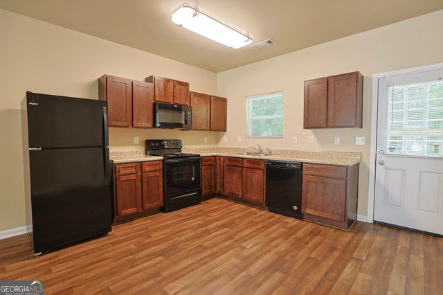 4047 Avalon Road SW, Atlanta, GA 30331