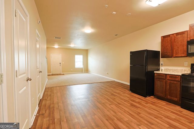 4047 Avalon Road SW, Atlanta, GA 30331