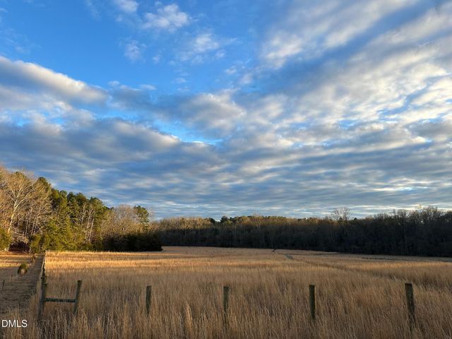 6061 River Run Trail, Graham, NC 27253