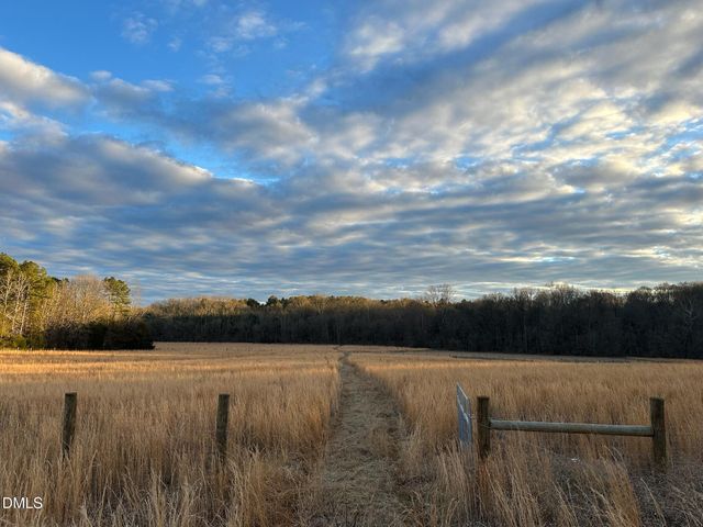 6061 River Run Trail, Graham, NC 27253