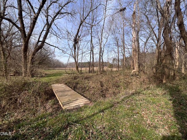 6061 River Run Trail, Graham, NC 27253