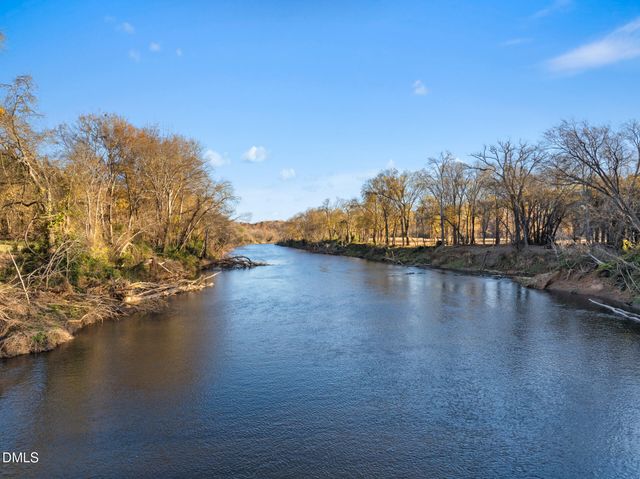 6061 River Run Trail, Graham, NC 27253