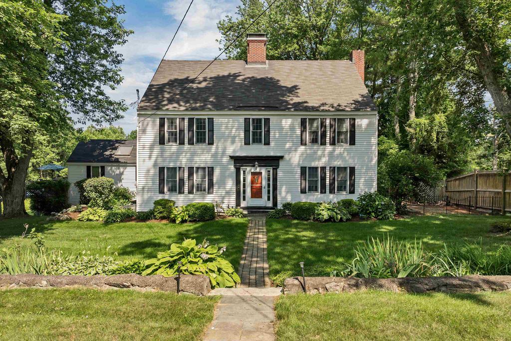 247 Meredith Center Road, Meredith, NH 03253